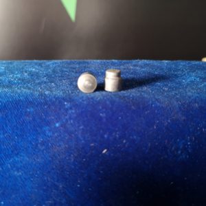 PINS (BEARING RETAINER)