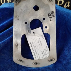 MOUNTING PLATE RH