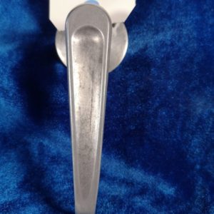 DOOR HANDLE