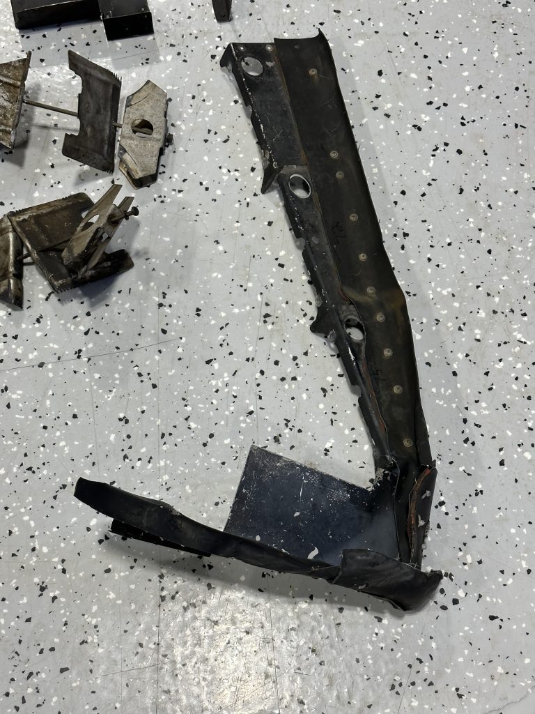 BAFFLE SET - ENGINE (CONTINENTAL 0-470R) COMPLETE