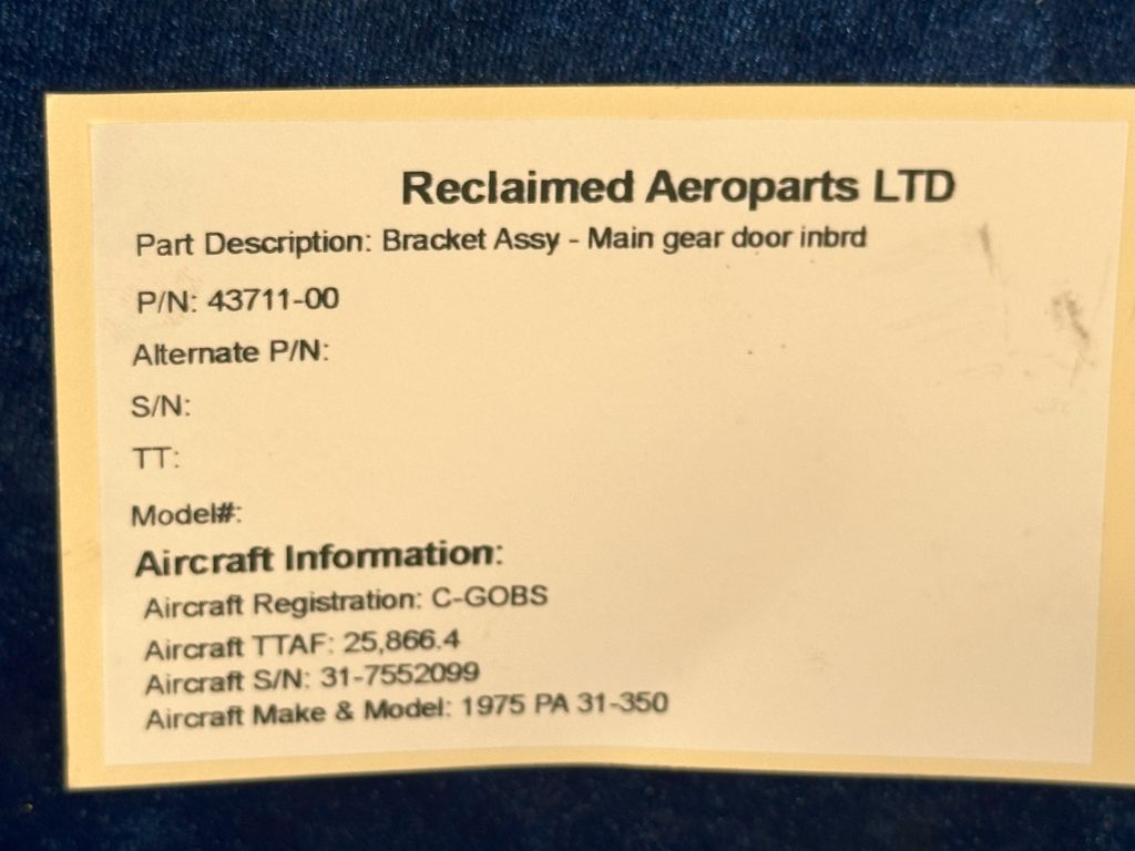 BRACKET ASSY - MAIN GEAR DOOR INBRD BRACKET ASSY - MAIN GEAR DOOR INBRD