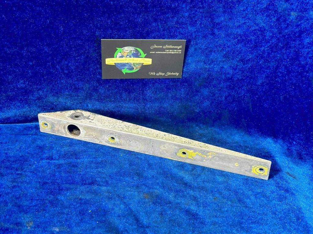 BRACKET ASSY - MAIN GEAR DOOR INBRD BRACKET ASSY - MAIN GEAR DOOR INBRD