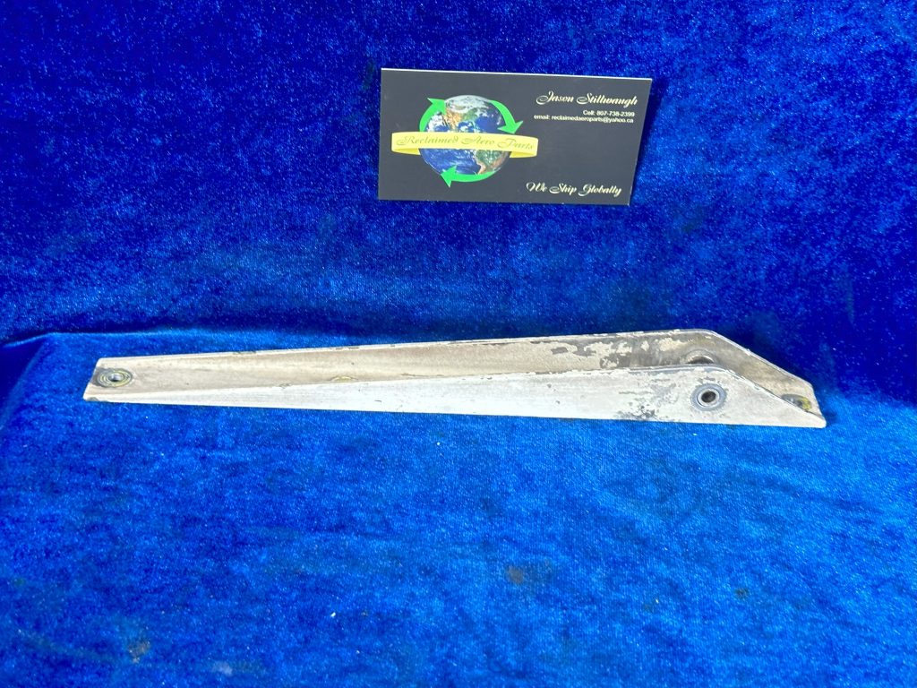 BRACKET ASSY - MAIN GEAR DOOR INBRD BRACKET ASSY - MAIN GEAR DOOR INBRD