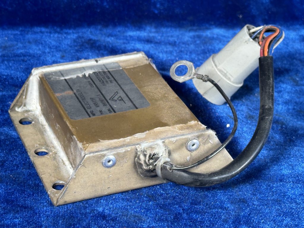 VOLTAGE REGULATOR 28v WITH REPAIR TAG (ELECTRODELTA) VOLTAGE REGULATOR 28v WITH REPAIR TAG (ELECTRODELTA)