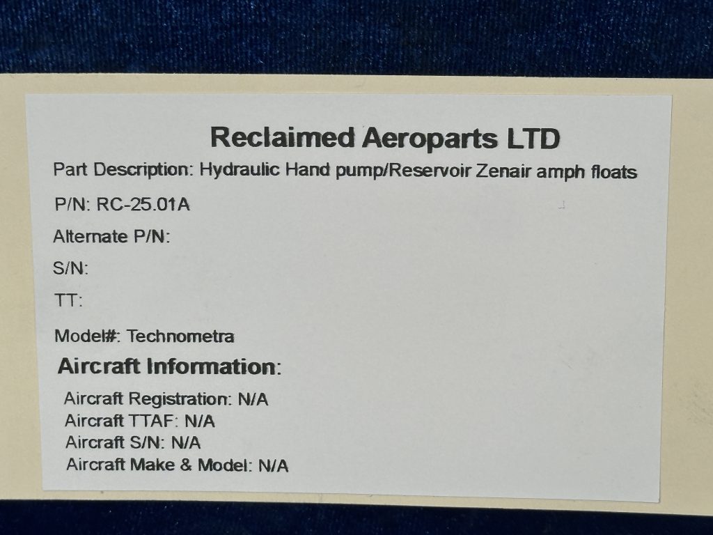 HYDRAULIC HAND PUMP RESERVOIR - ZENAIR AMPH FLOATS