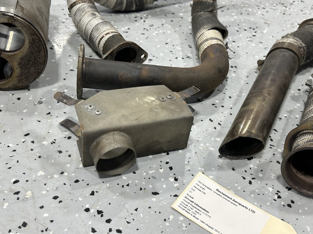 COMPLETE EXHAUST SYSTEM