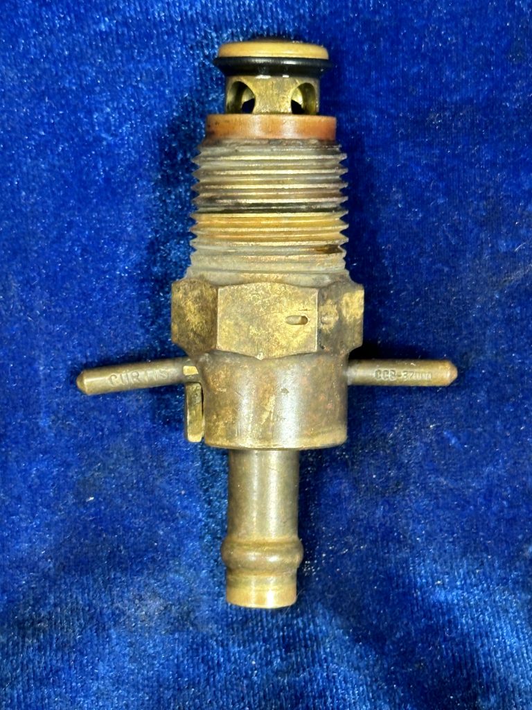VALVE ASSY - OIL .5in NPT (CURTIS)