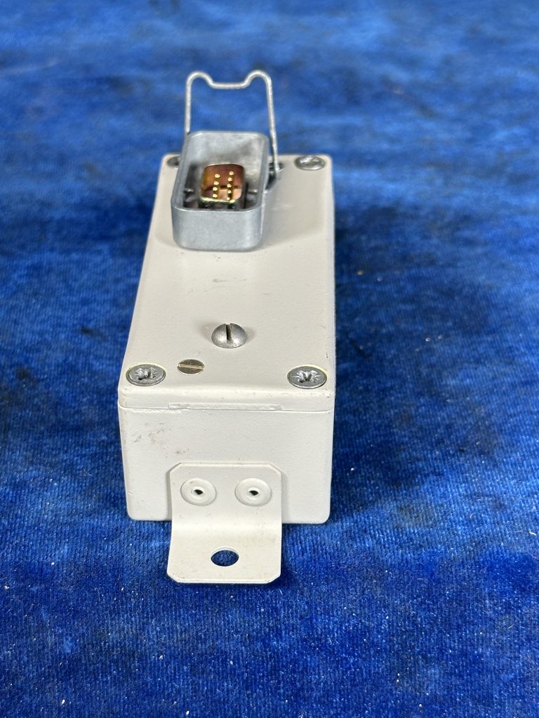 ALTERNATOR OUTPUT WARNING LAMP SENSOR 