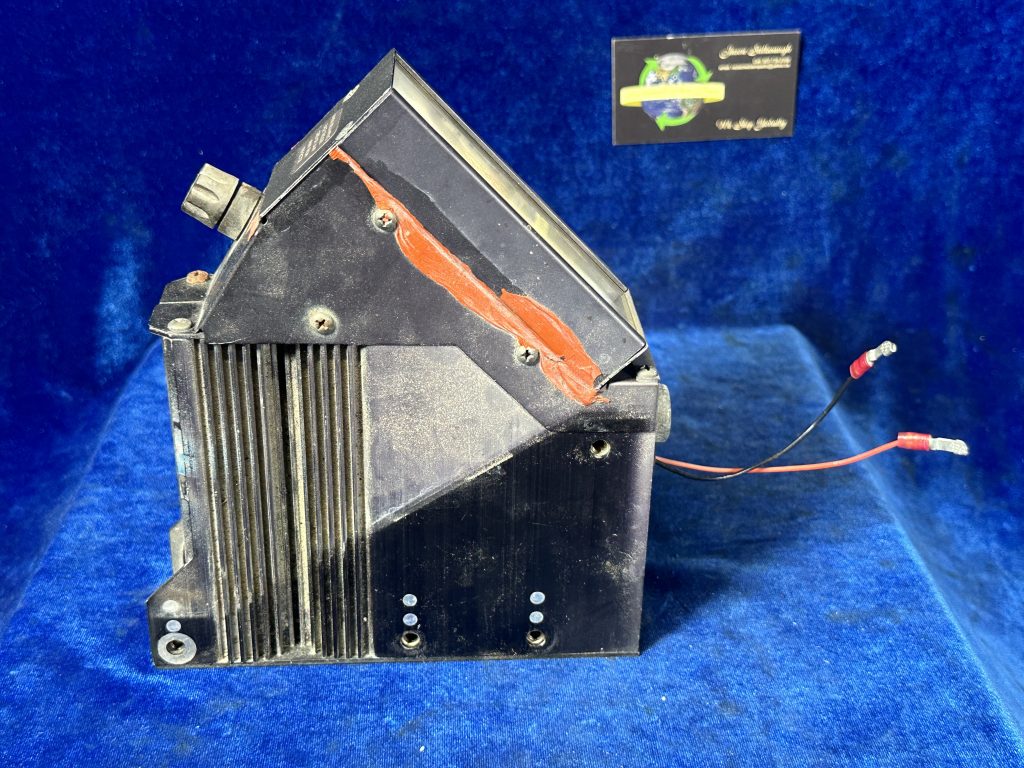 STROBE ASSY  RH TIP - 21volt (TESTED FUNCTIONAL) 