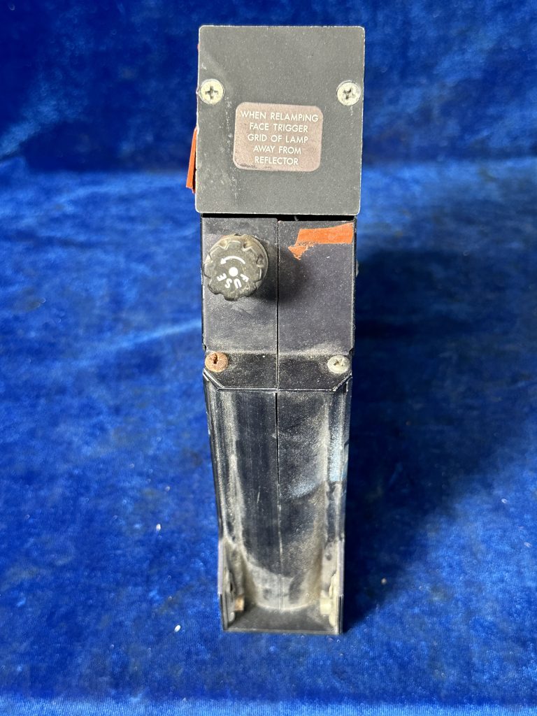 STROBE ASSY  RH TIP - 21volt (TESTED FUNCTIONAL) 