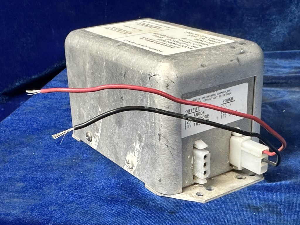 STROBE POWER SUPPLY (WHELEN) 14-28volt - TESTED FUNCTIONAL
