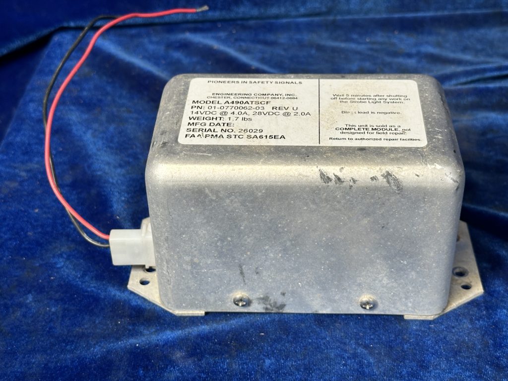 STROBE POWER SUPPLY (WHELEN) 14-28volt - TESTED FUNCTIONAL