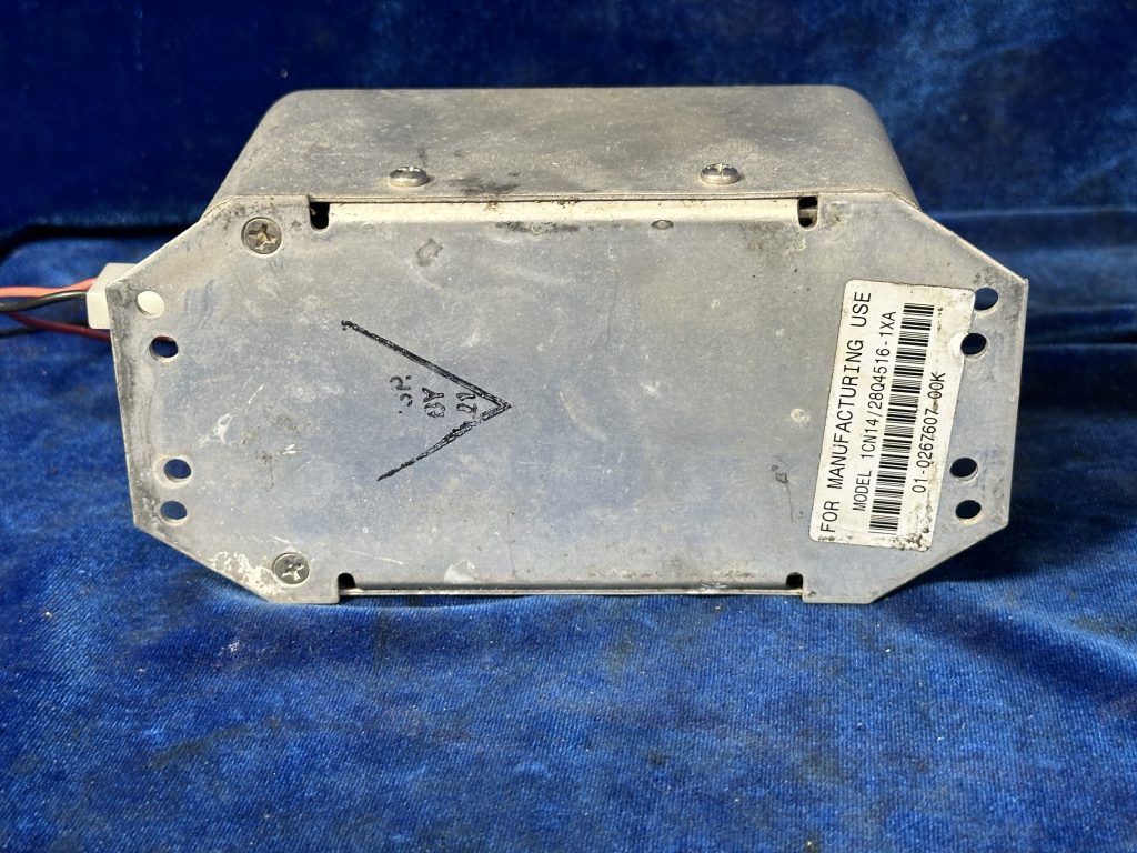 STROBE POWER SUPPLY (WHELEN) 14-28volt - TESTED FUNCTIONAL
