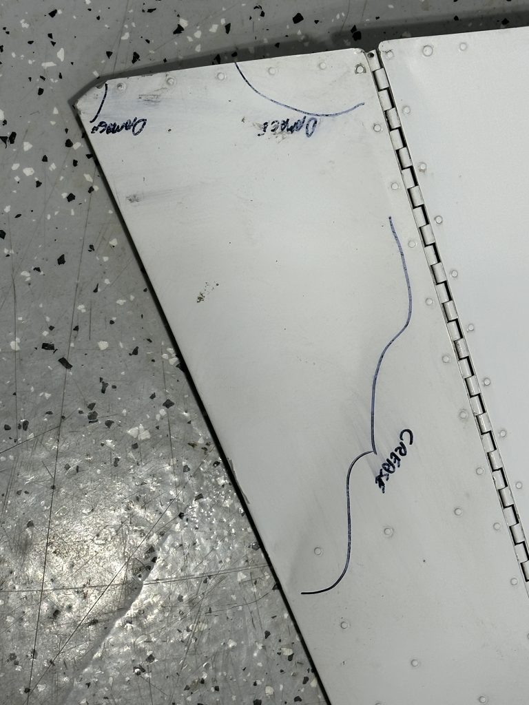 RH ELEVATOR ASSY WITH TRIM TAB (DAMAGED) RH ELEVATOR ASSY WITH TRIM TAB (DAMAGED)