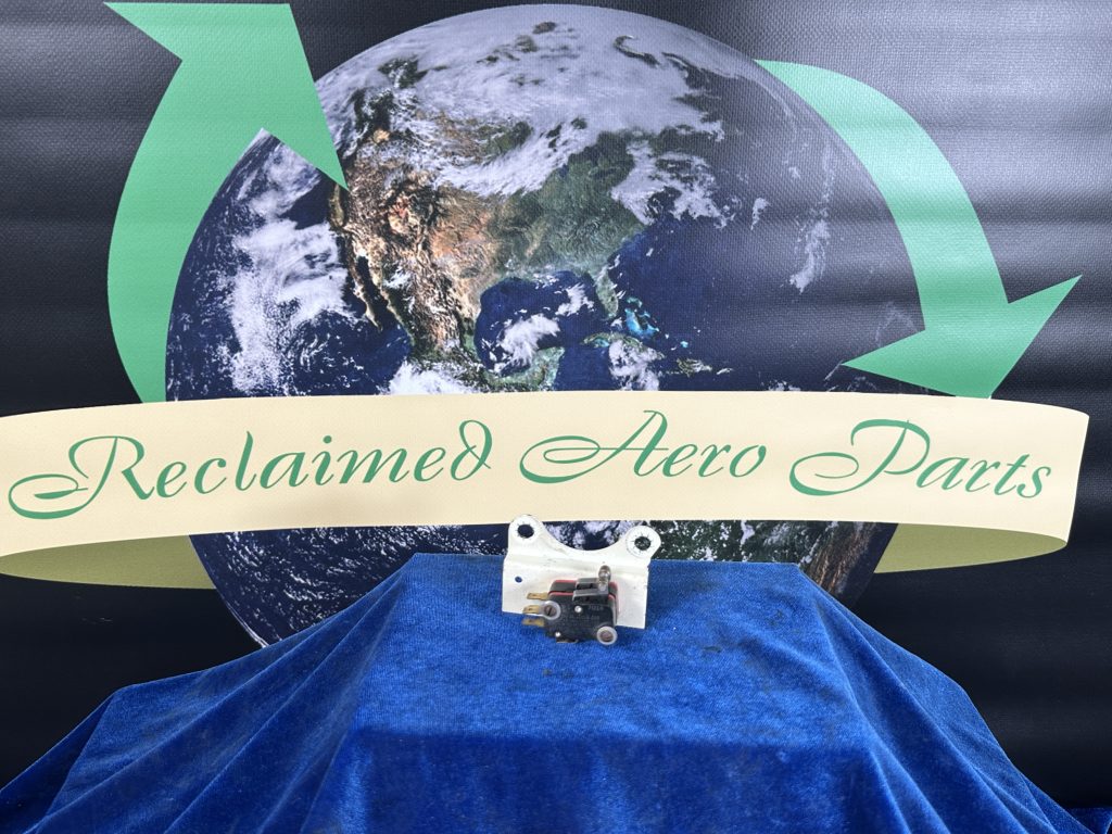 SWITCH (QTY 2) WITH MOUNTING BRACKET