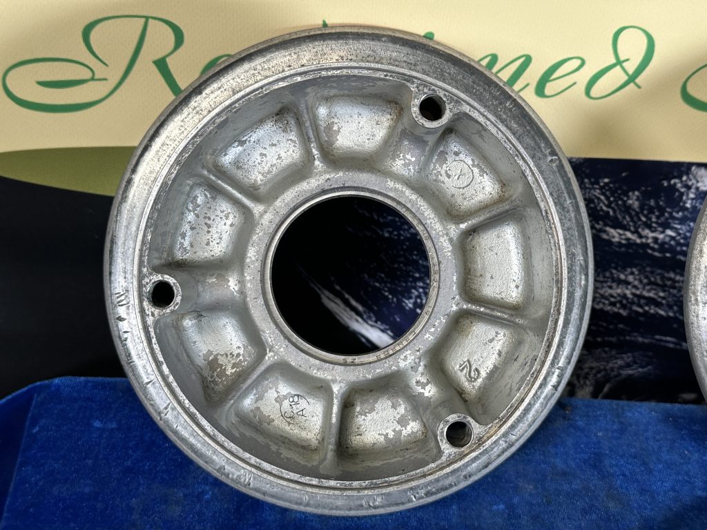 WHEEL ASSY 6.00-6 (CLEVELAND) 2 WHEEL ASSY 6.00-6 (CLEVELAND) 2