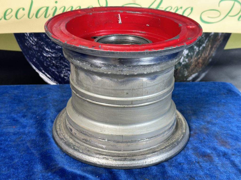 WHEEL ASSY 6.00-6 (CLEVELAND) WHEEL ASSY 6.00-6 (CLEVELAND)