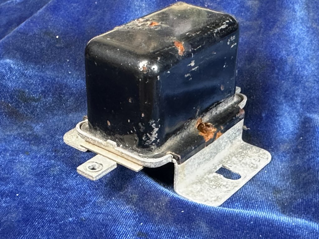 OVERVOLTAGE CONTROL RELAY (PRESTOLITE - WICO)