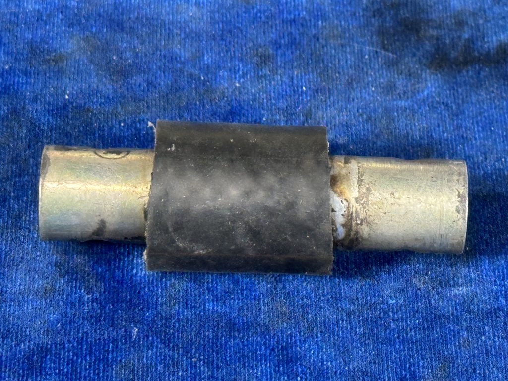 JOINT - UNIVERSAL JOINT - UNIVERSAL