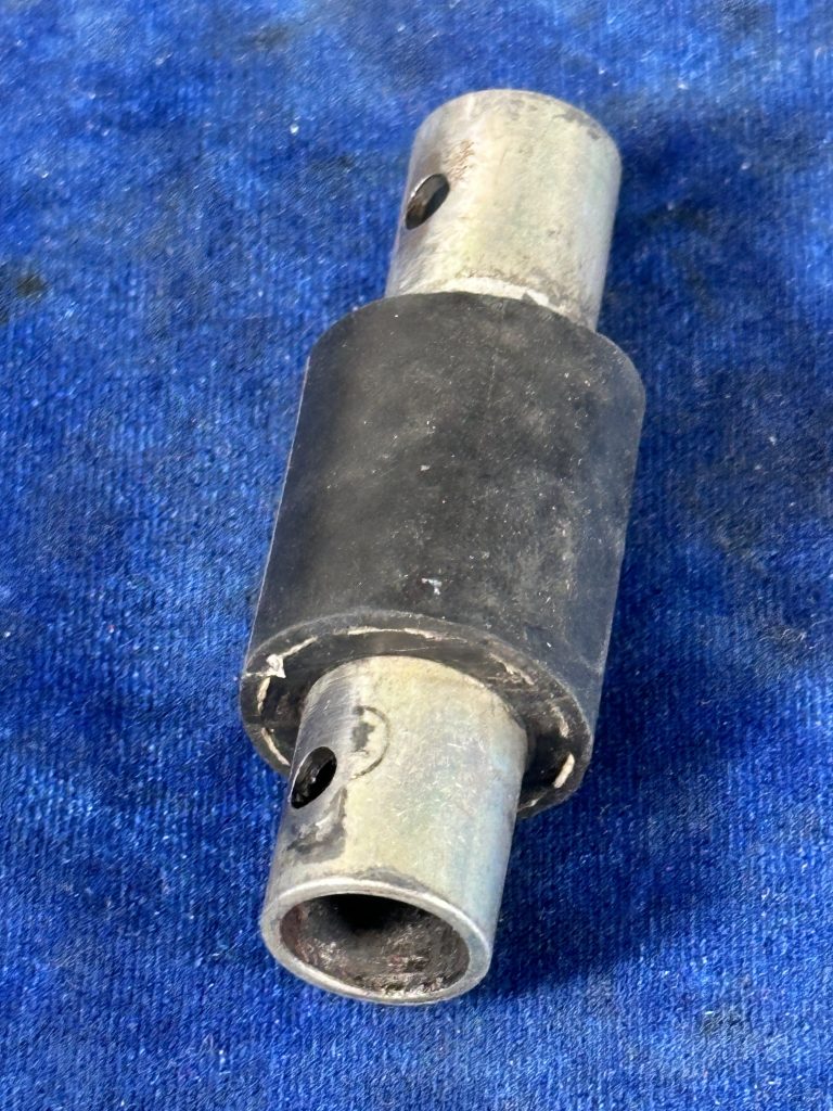 JOINT - UNIVERSAL JOINT - UNIVERSAL