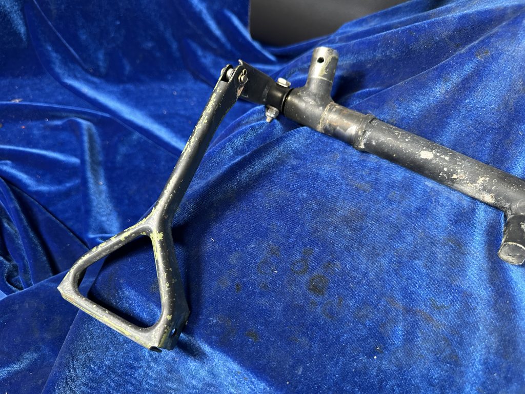 WELD ASSY - LH & RH RUDDER CONTROL WITH LINK ASSY WELD ASSY - LH & RH RUDDER CONTROL WITH LINK ASSY