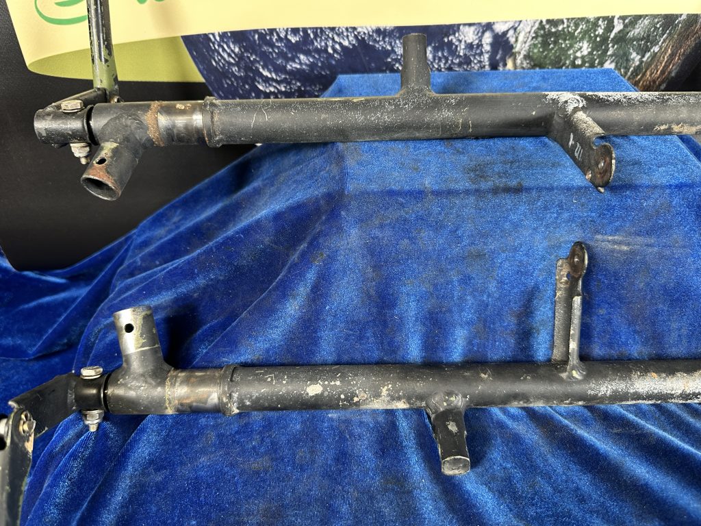 WELD ASSY - LH & RH RUDDER CONTROL WITH LINK ASSY WELD ASSY - LH & RH RUDDER CONTROL WITH LINK ASSY