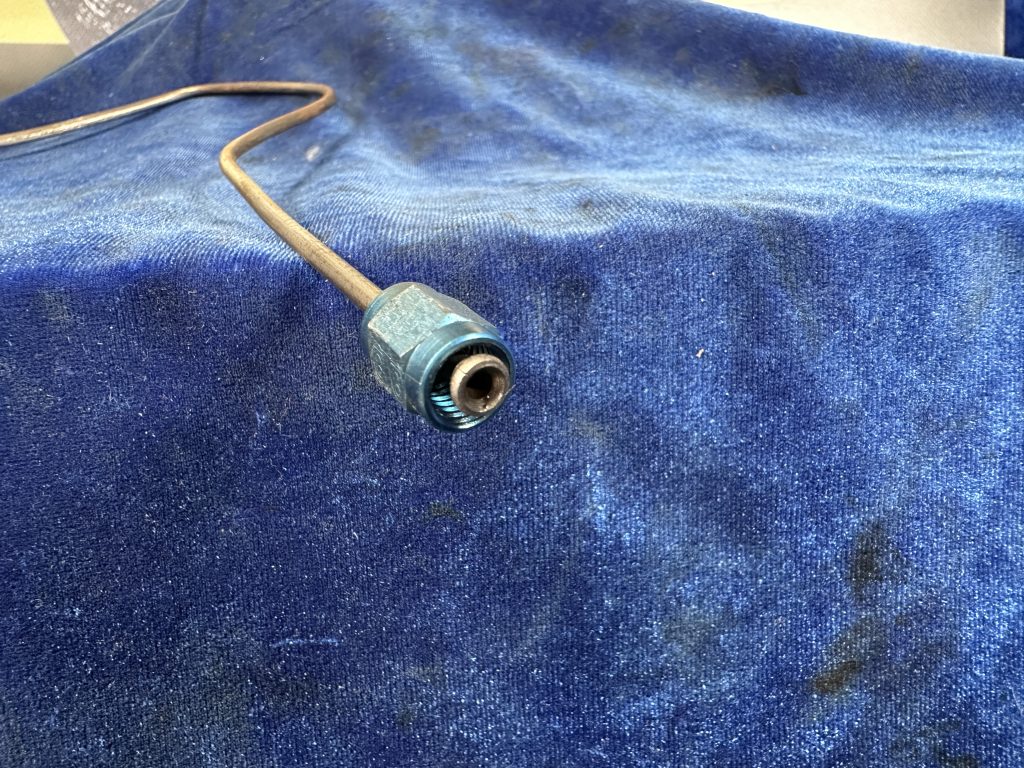 LINE ASSY - HOUR METER SWITCH TO INSTRUMENT PANEL LINE ASSY - HOUR METER SWITCH TO INSTRUMENT PANEL