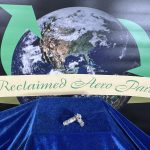 SHAFT - DOOR HANDLE LH