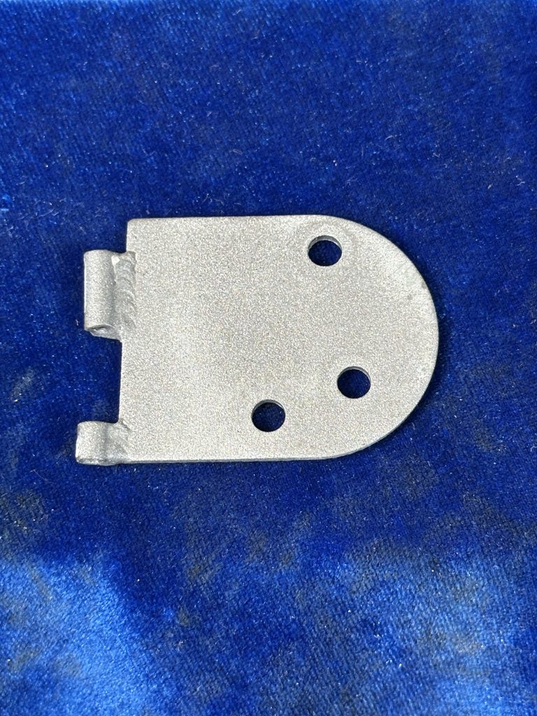 HINGE HALF- LH FUSELAGE UPPER