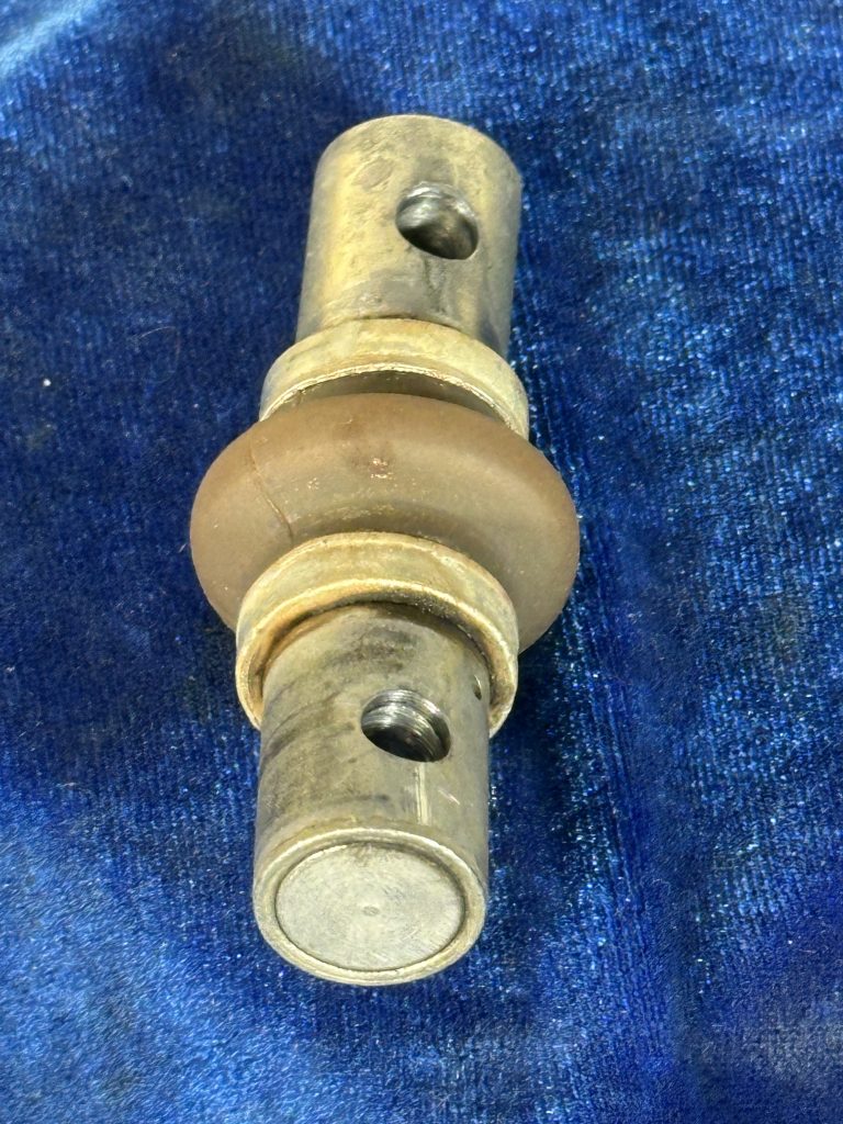 U-JOINT - CONTROL COLUMN (APEX)