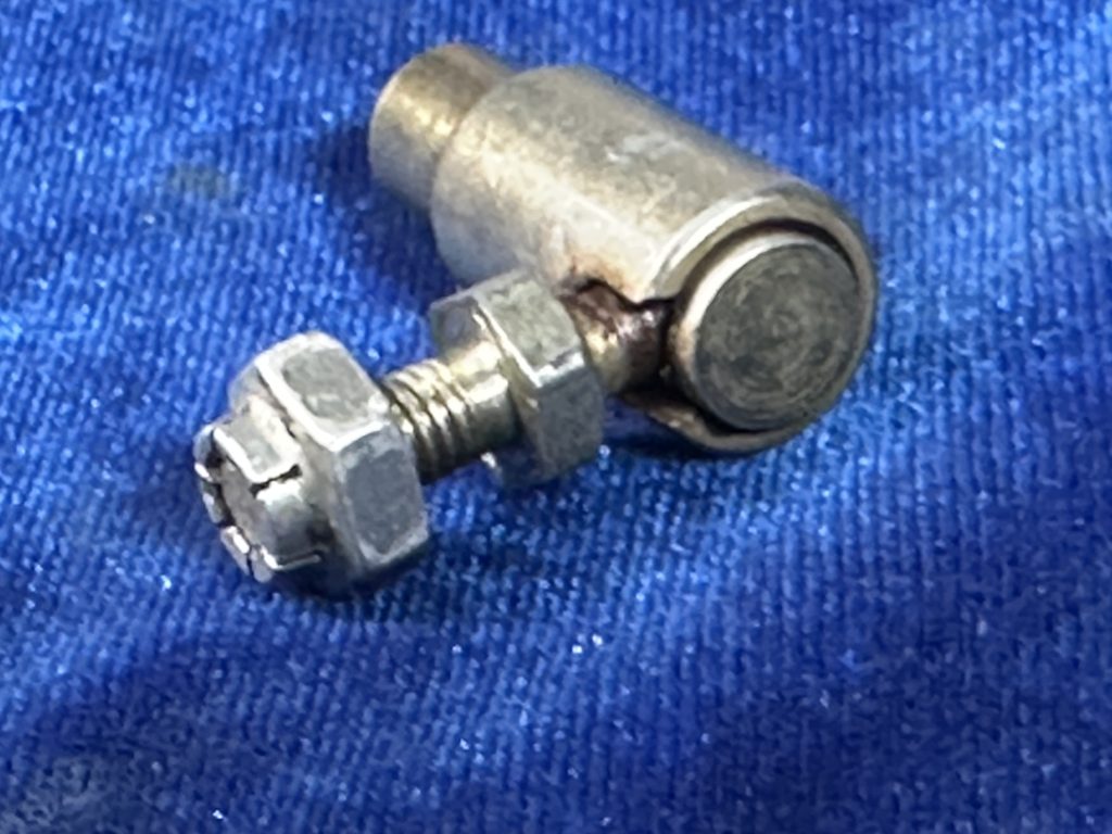 BALL JOINT - THROTTLE (ARENS)