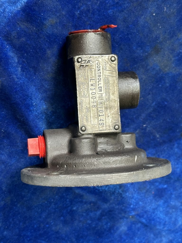 CONTROLLER - DIFFERENTIAL PRESSURE (LYCOMING)