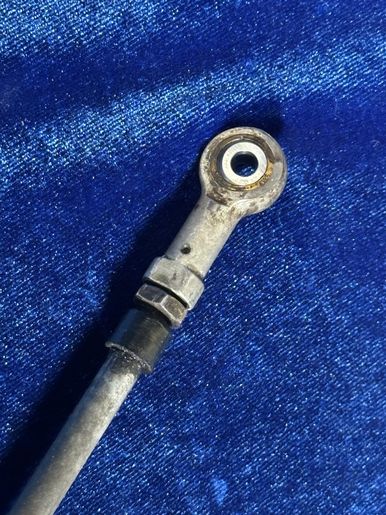 PROP CONTROL WITH ROD END & MOUNT 65in LENGTH