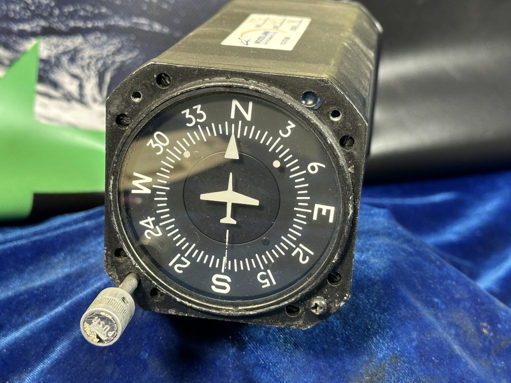 DIRECTIONAL GYRO (AVIATION INSTRUMENTS)