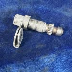 SHAFT - LH DOOR HANDLE