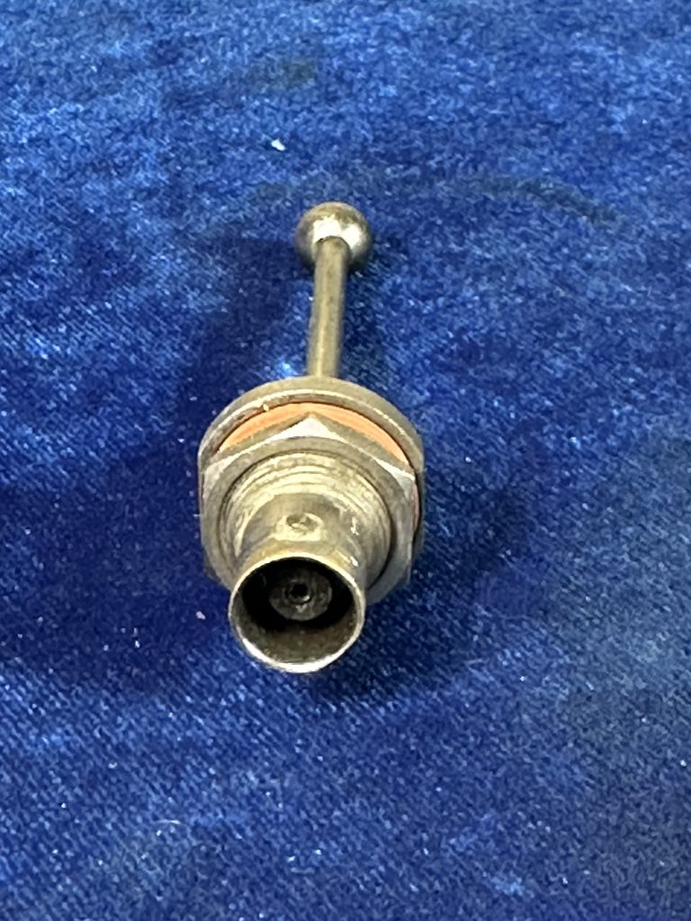 ANTENNA - TRANSPONDER DME (COMANT)