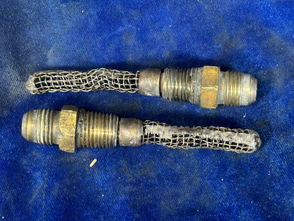 STRAINER - FULE TANK QTY 2