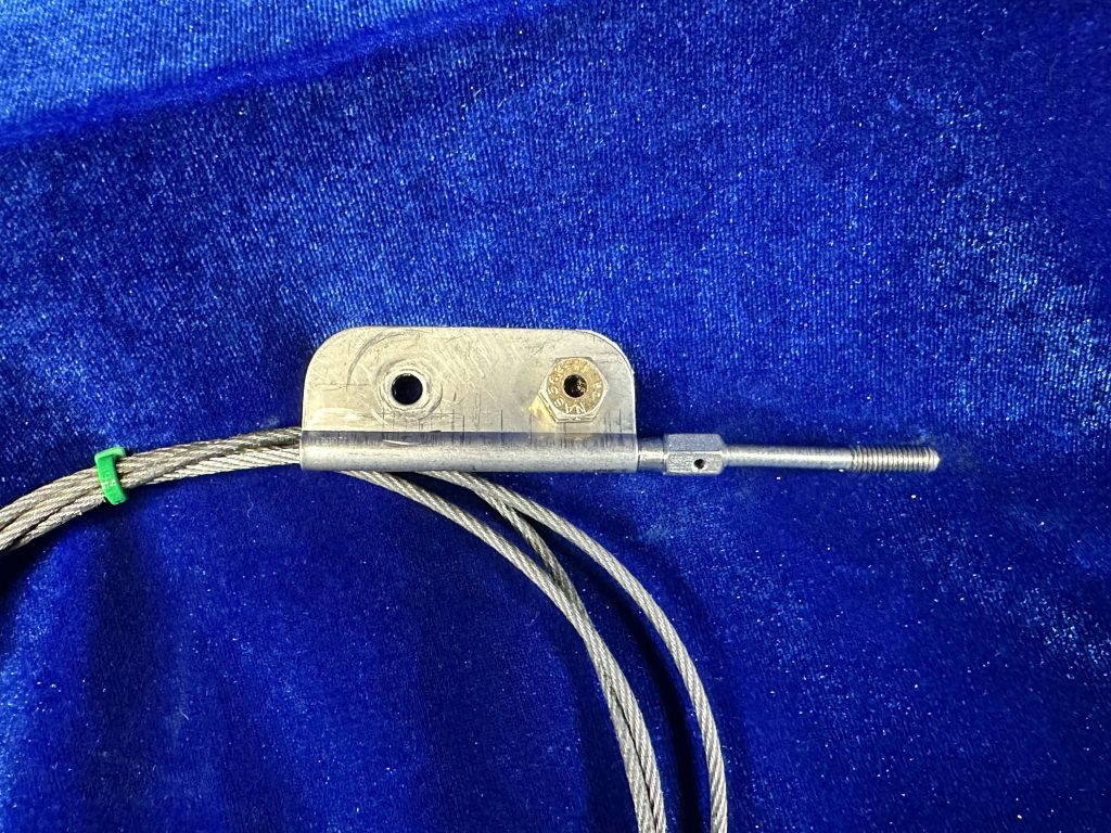CABLE ASSY - FLAP RETRACT LH & RH DIRECT + CLAMP