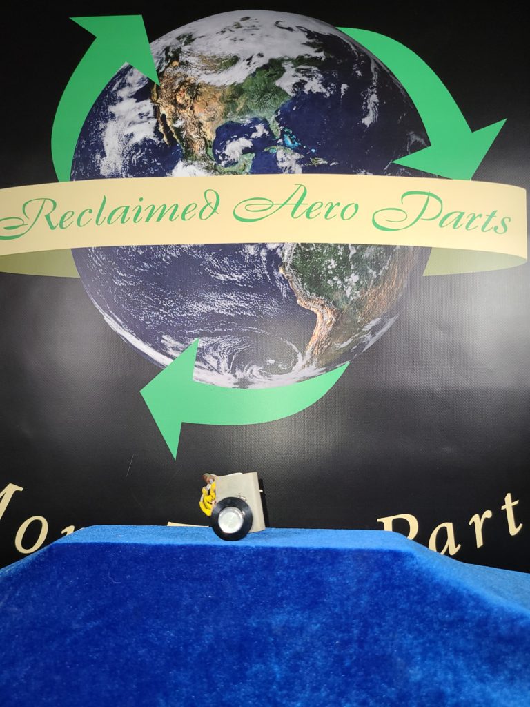 DIMMER CONTROL WITH KNOB