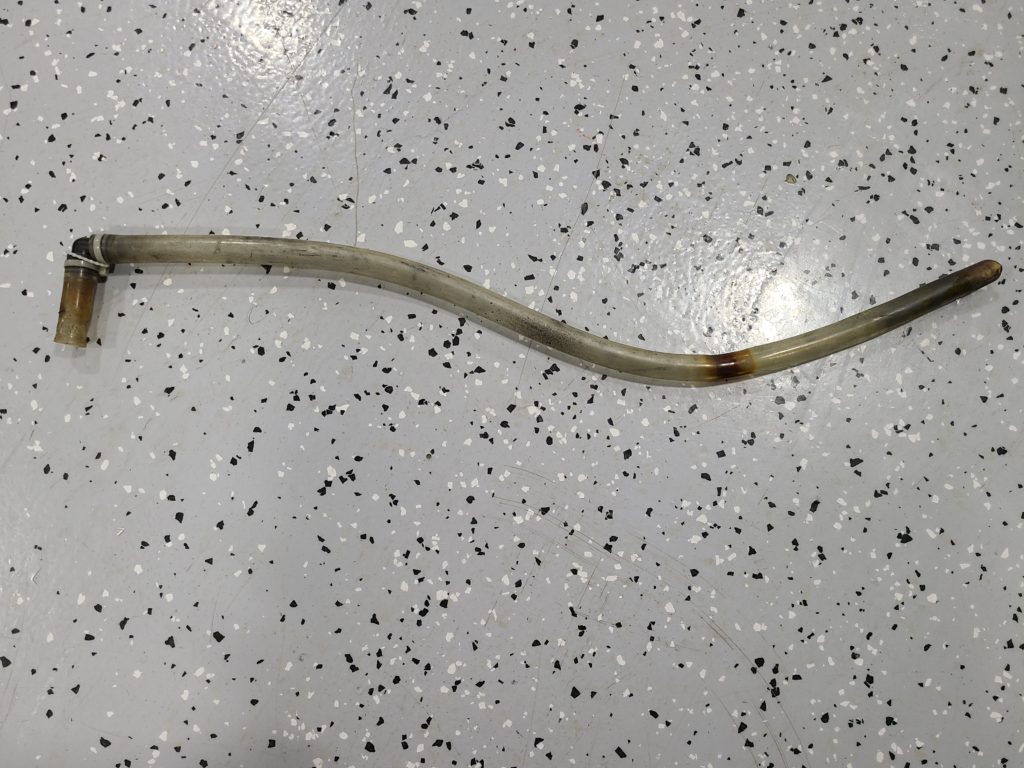 TUBE - BATTERY DRAIN C/W ELBOW