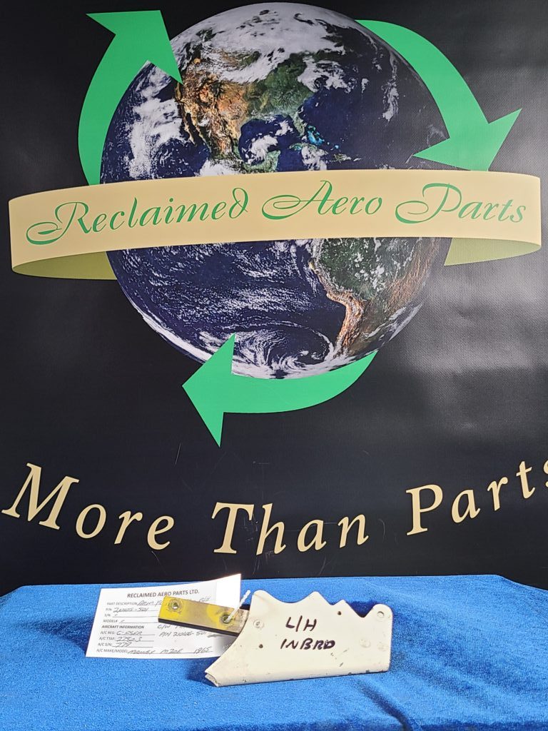 ARM - FLAP HINGE R/H C/W FAIRING