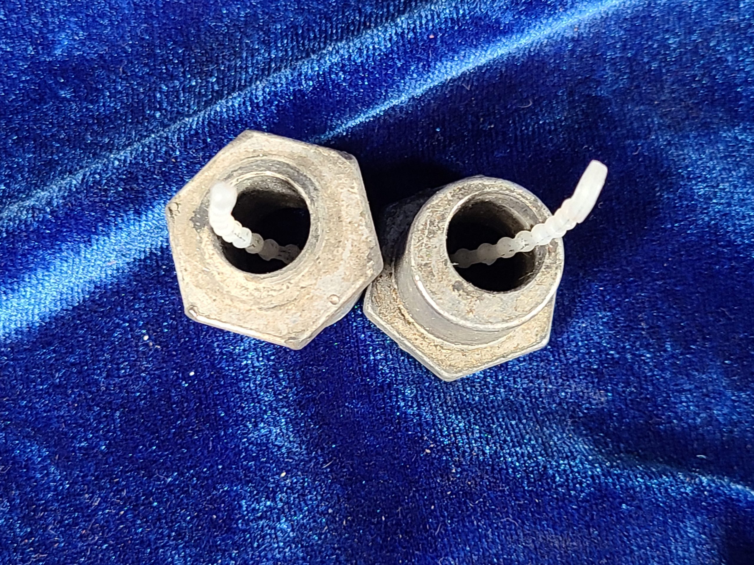 BUSHING, WING (AFT) (1)