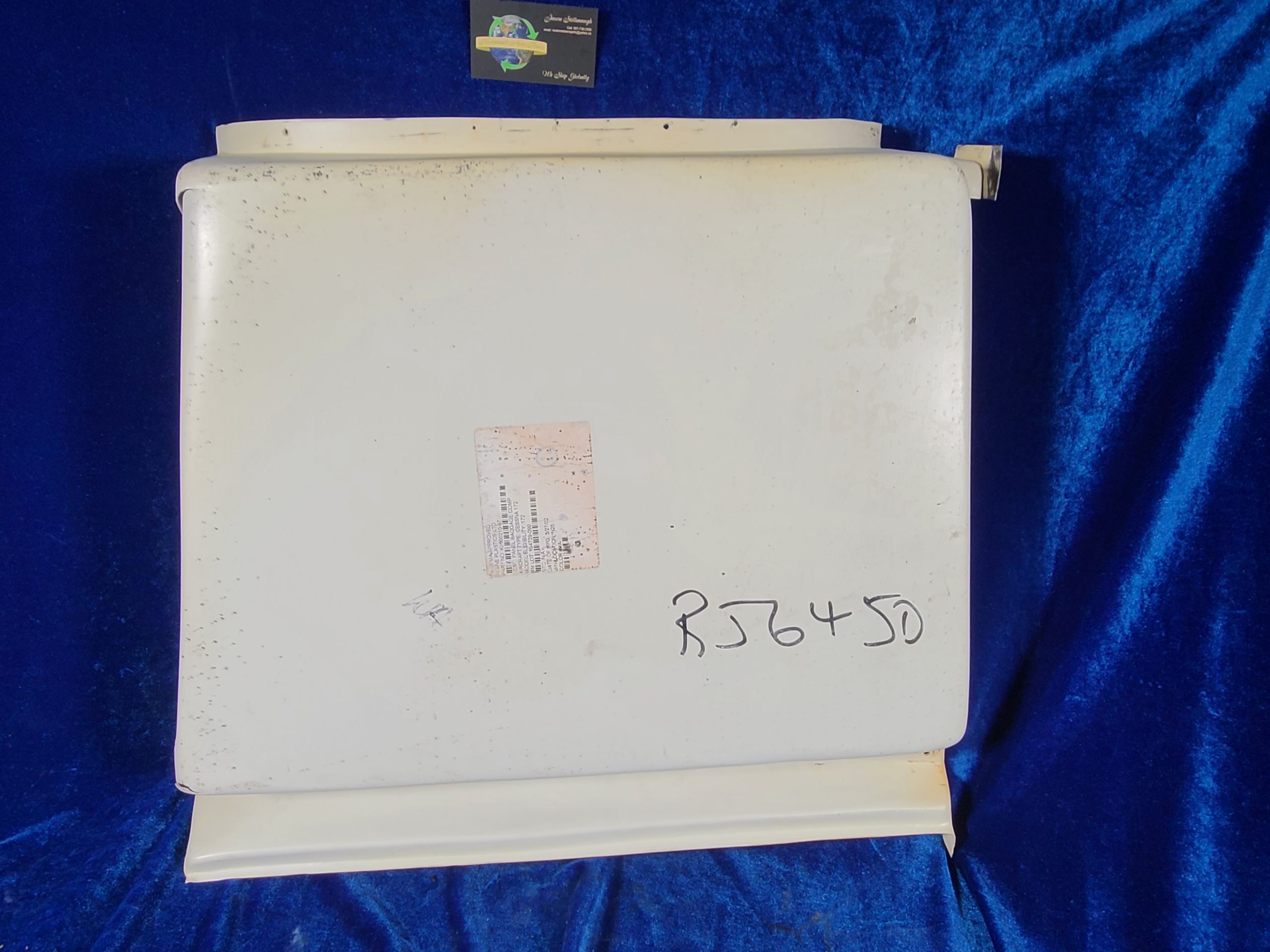 BAGGAGE COMPARTMENT R/H