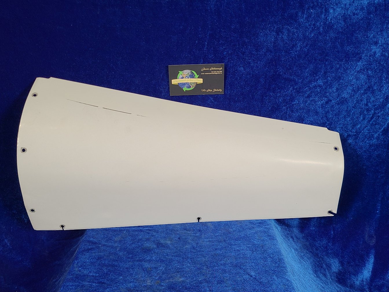 COVER R/H (LOWER VERTICAL STAB FAIRING)