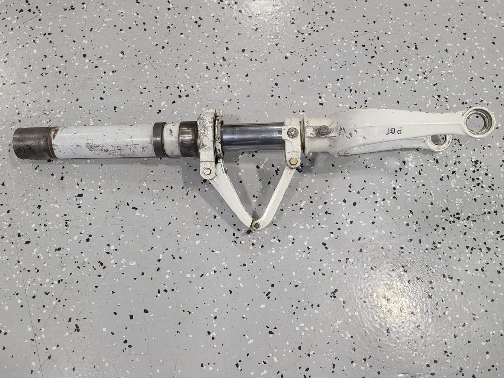 SHOCK STRUT ASSY - NOSE GEAR