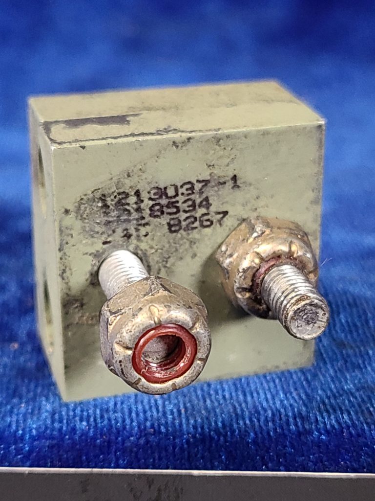 CLAMP SET - COWL FLAP CABLE 92 HALVES