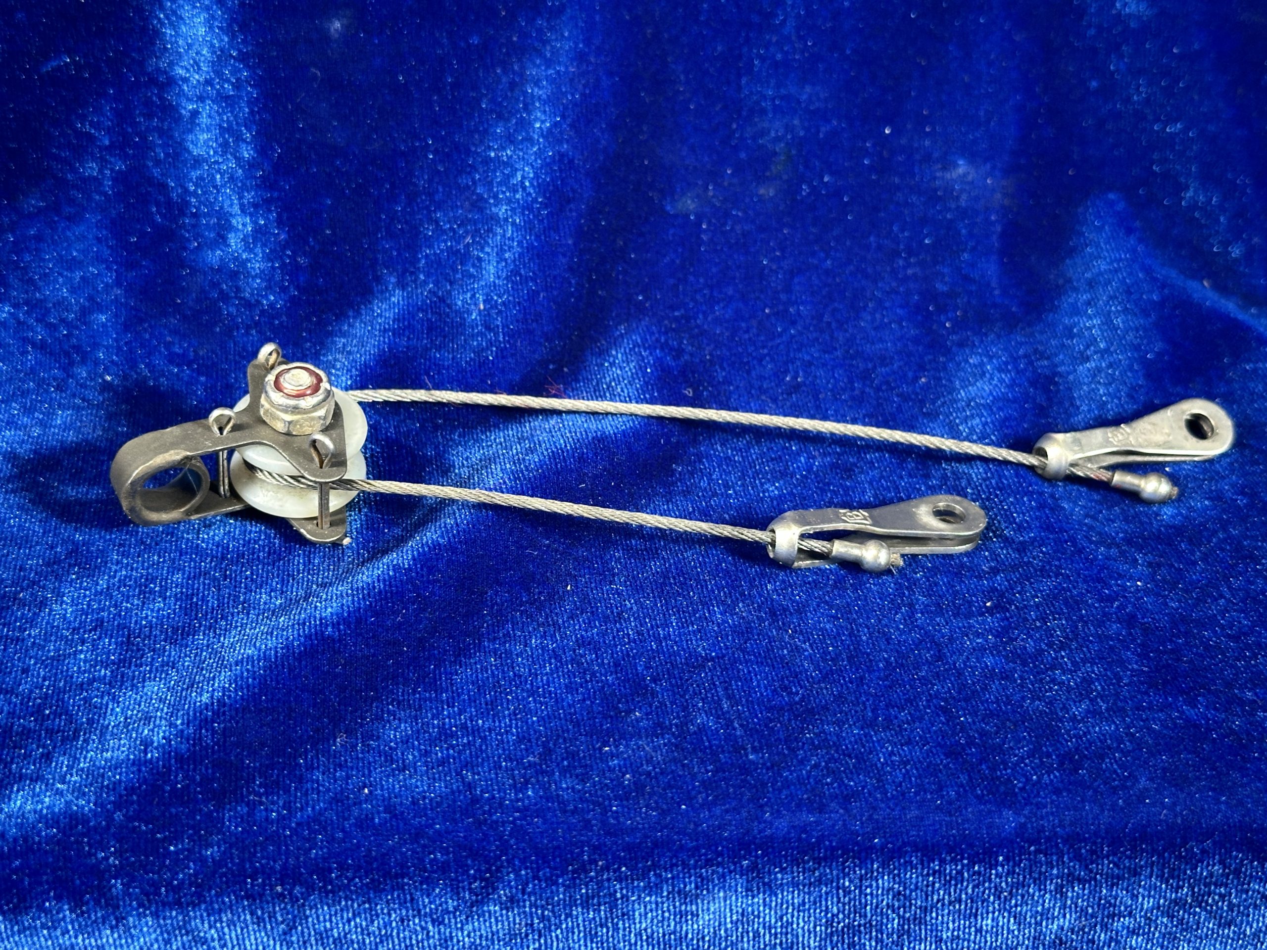 BRACKET ASSY - PARKING BRAKE + CABLE