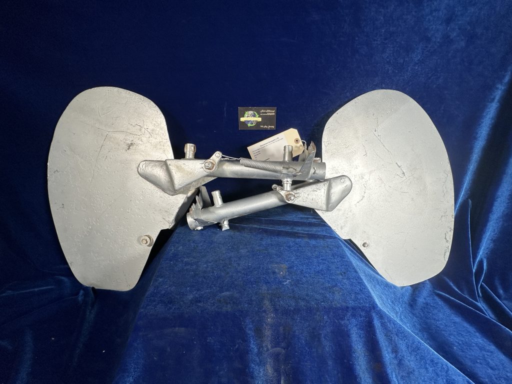 W-RUDDER ASSY LH & RH EDO 3430 WITH POST AND BLADE