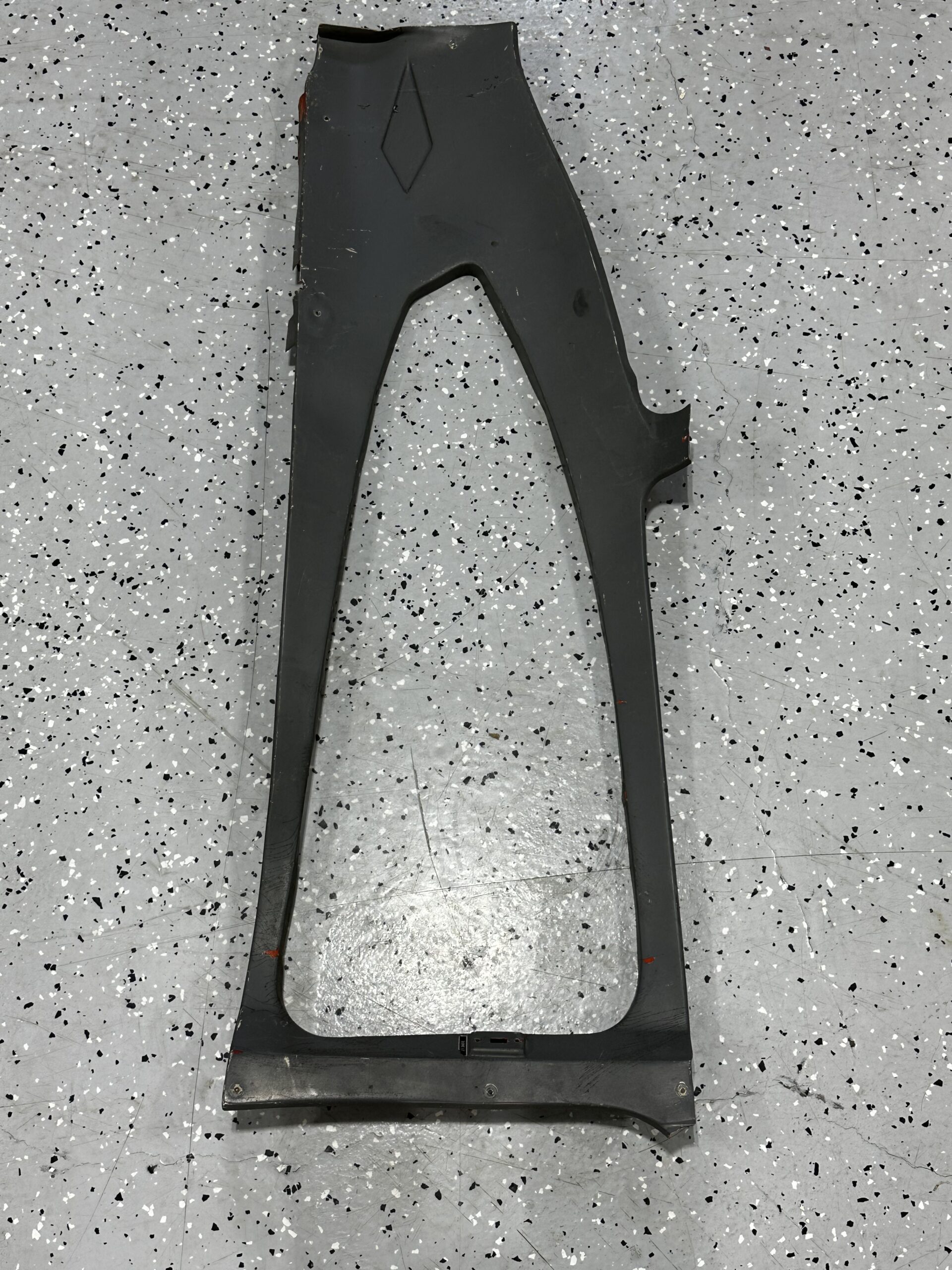 COVER - SIDE WINDOW FRAME LH