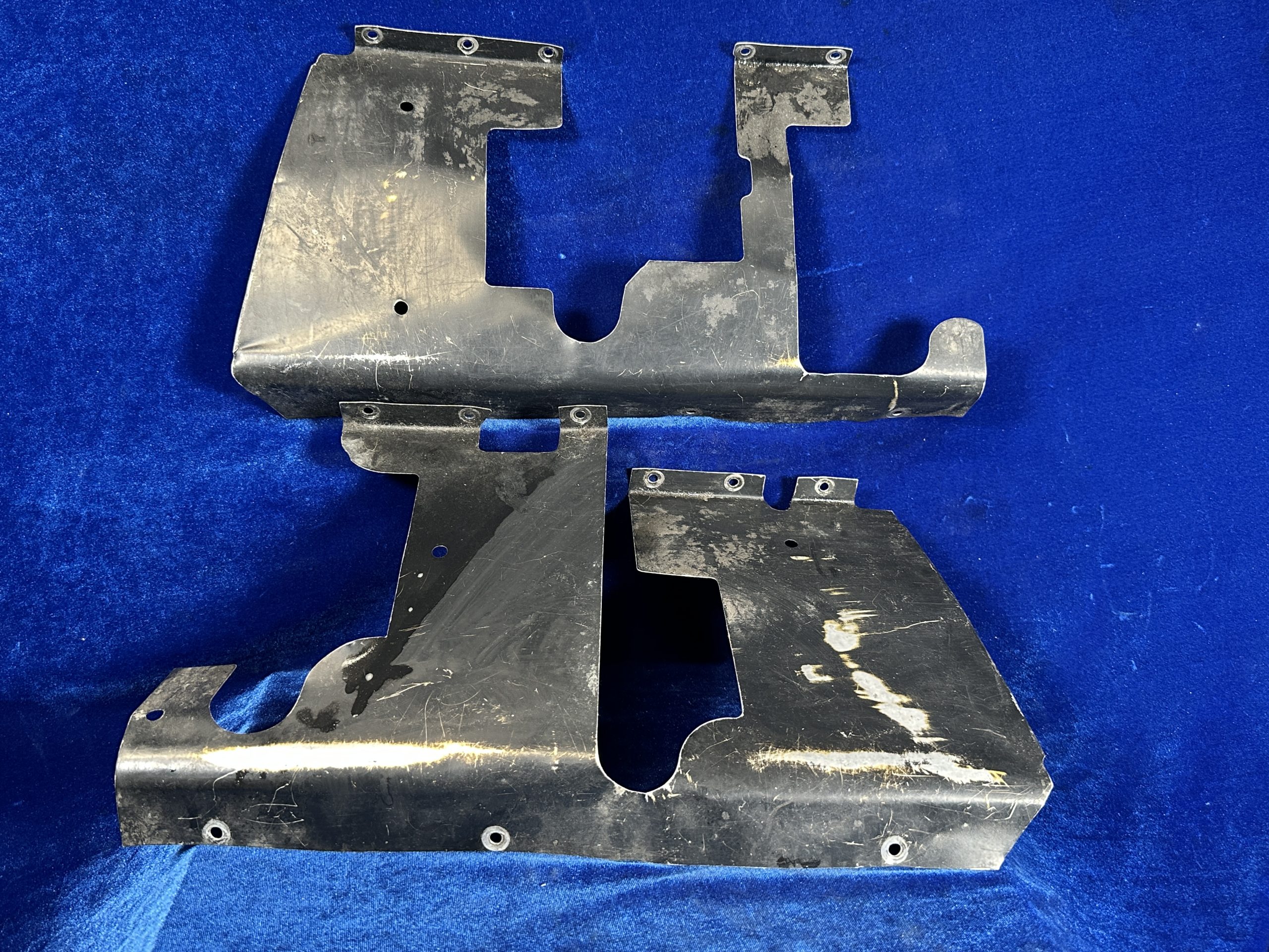 SHIELD - RUDDER BAR LH & RH SET